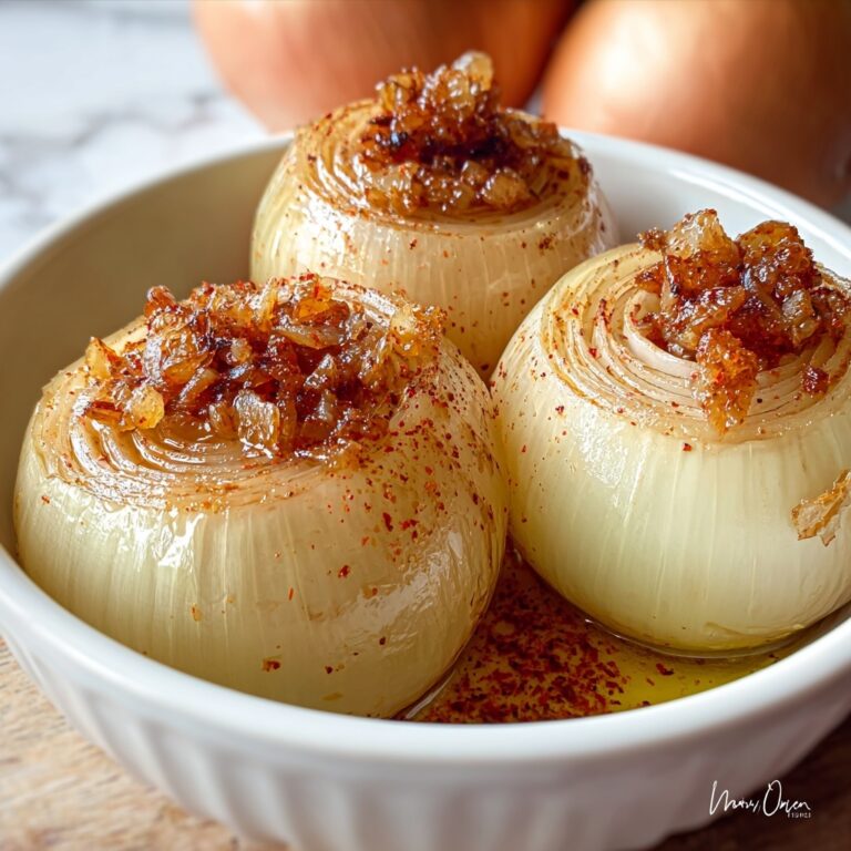 Spicy Baked Onion Boats with Seasoning Fillings Recipe