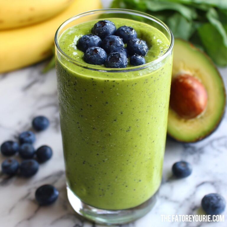 Creamy Avocado Banana Spinach Blueberry Smoothie Recipe