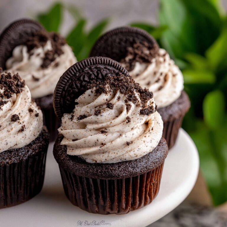 Oreo Cupcakes with Whipped Oreo Cream Cheese Frosting Recipe
