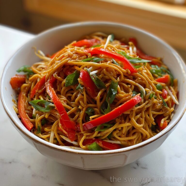 Shanghai Pork and Cabbage Noodle Stir-Fry Recipe